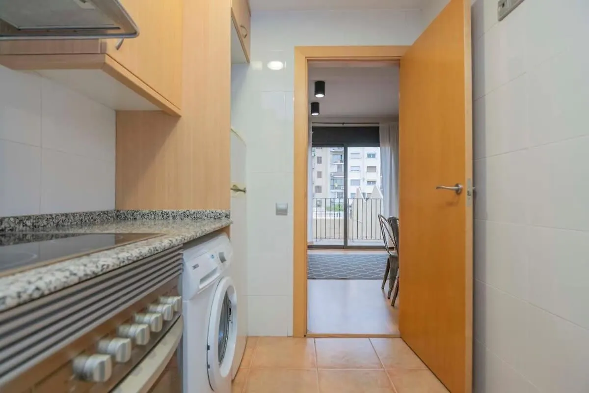 2 Bedroom With Balcony In Eixample 1-1 Barcelona 0*,